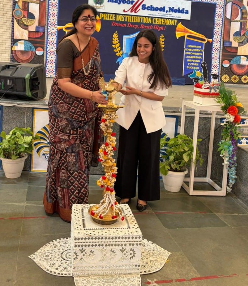 Blossoms of Excellence: Celebrating the Achievements of Class IV 